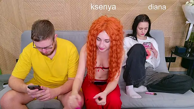 Ksenny online show from February 2026 12:09:01 PM