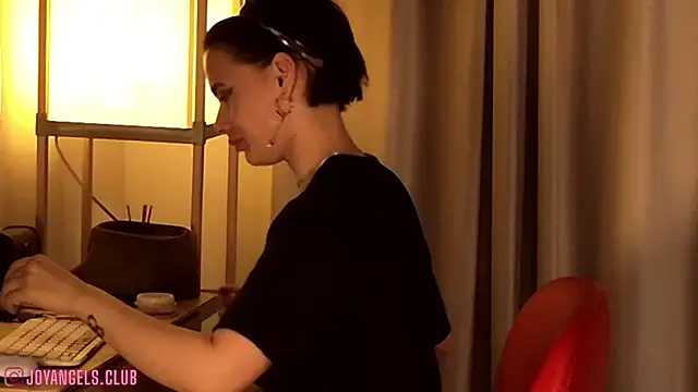 SophieCharm online show from July 2026 04:25:01 AM