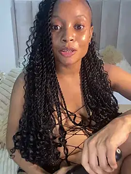 Snapshot of SexyDee025 chatting on January 2025 07:49:02 AM SexyDee025 online show from January 2025 07:49:02 AM