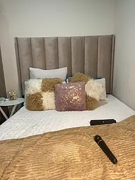 Snapshot of SexyDee025 chatting on January 2025 04:38:02 AM SexyDee025 online show from January 2025 04:38:02 AM