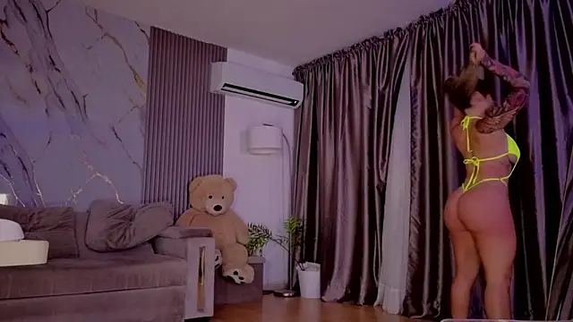 HannaByron online show from March 2026 03:30:02 AM