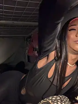 tamarabigass1 online show from February 2026 01:32:01 AM