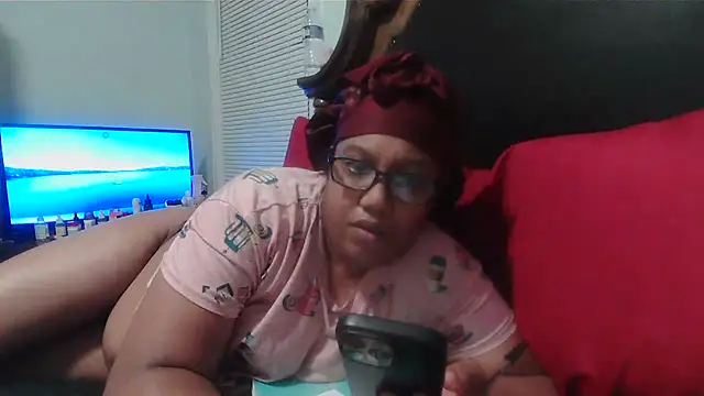 ebonyred online show from February 2026 01:00:02 AM