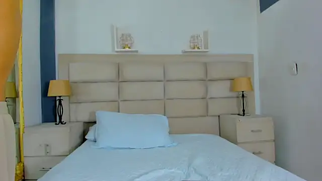 AgarEvans online show from November 2025 04:13:02 AM