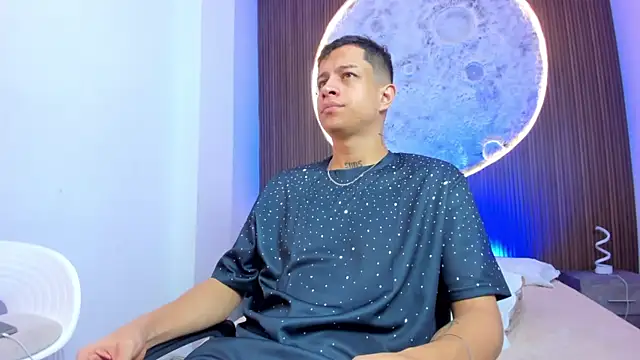 AgarEvans online show from March 2026 04:40:01 AM