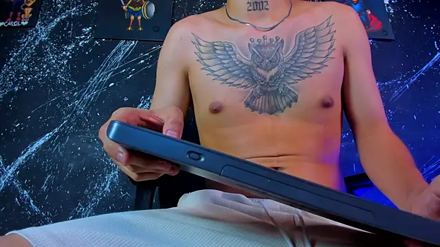 AgarEvans online show from April 2026 06:03:01 PM