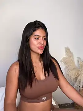 Snapshot of MelissaWaltton chatting on February 2025 10:34:01 PM MelissaWaltton online show from February 2025 10:34:01 PM