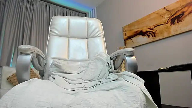 Snapshot of mariiana_murillo01 chatting on March 2025 07:05:02 AM mariiana murillo01 online show from March 2025 07:05:02 AM