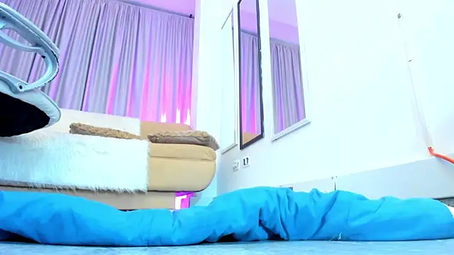 Snapshot of mariiana_murillo01 chatting on October 2025 04:24:02 PM mariiana murillo01 online show from October 2025 04:24:02 PM