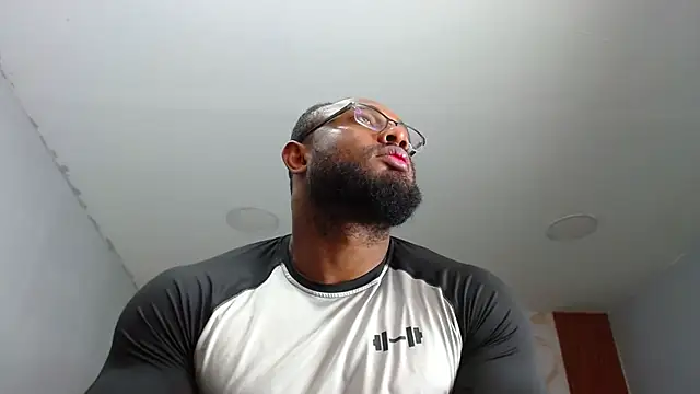 Snapshot of George_Dominator chatting on February 2025 07:16:01 PM George Dominator online show from February 2025 07:16:01 PM