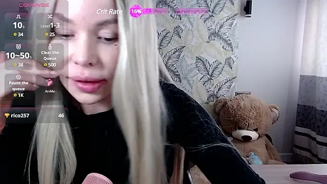 Snapshot of Marmalade_Fox chatting on March 2025 04:46:01 AM Marmalade Fox online show from March 2025 04:46:01 AM