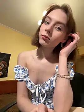 Crayzy Luv online show from January 2025 06:28:01 PM