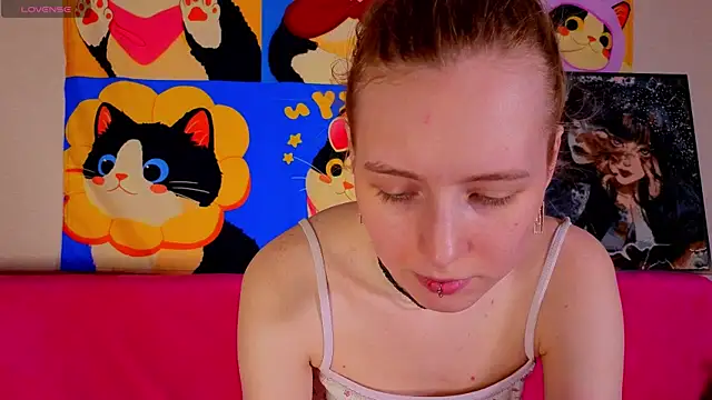 Snapshot of Crayzy_Luv chatting on July 2026 02:59:01 PM Crayzy Luv online show from July 2026 02:59:01 PM