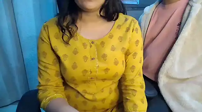 Trezza online show from December 2024 09:44:01 PM