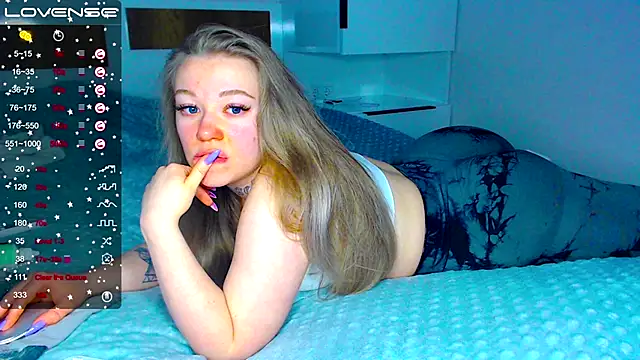 kitti kaattt online show from March 2025 11:39:02 AM