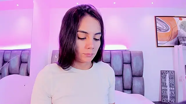 Snapshot of martina_mancini chatting on October 2025 01:01:01 PM martina mancini online show from October 2025 01:01:01 PM