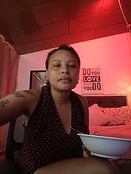 Snapshot of Dominik_girl chatting on June 2026 07:17:01 PM Dominik girl online show from June 2026 07:17:01 PM