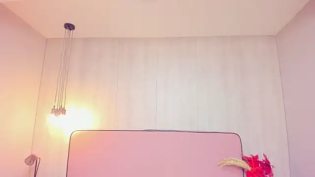 ShairaCoxx online show from February 2025 12:47:01 PM