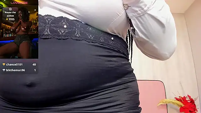 ShairaCoxx online show from February 2025 03:49:02 PM