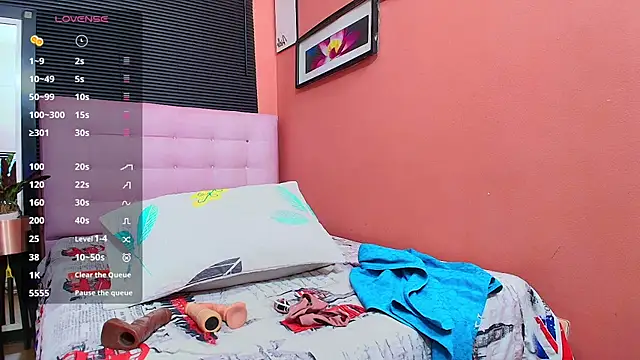 Snapshot of MiissBNasty chatting on February 2025 12:24:02 PM MiissBNasty online show from February 2025 12:24:02 PM