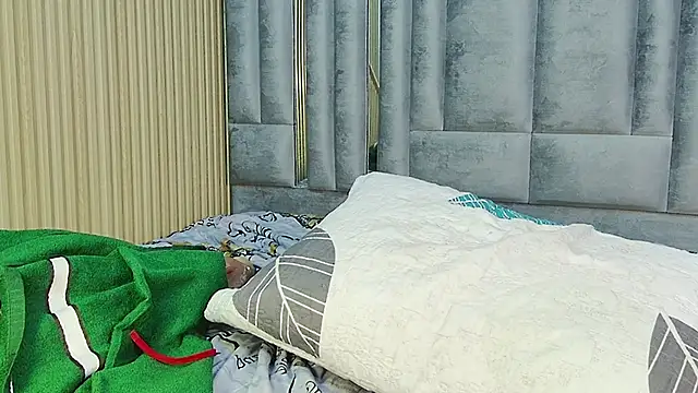 Snapshot of MiissBNasty chatting on September 2025 12:34:01 AM MiissBNasty online show from September 2025 12:34:01 AM