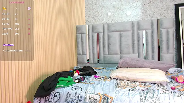 Snapshot of MiissBNasty chatting on September 2025 12:32:02 PM MiissBNasty online show from September 2025 12:32:02 PM