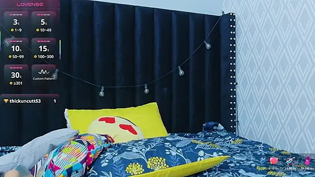 Snapshot of MiissBNasty chatting on November 2025 01:37:01 AM MiissBNasty online show from November 2025 01:37:01 AM