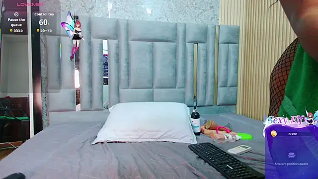 Snapshot of MiissBNasty chatting on December 2025 03:01:02 AM MiissBNasty online show from December 2025 03:01:02 AM