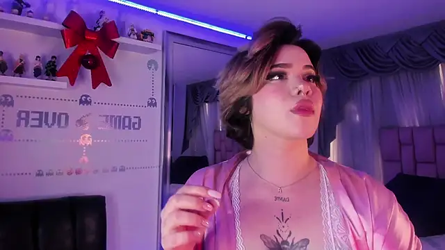 albaismynameX online show from December 2024 03:15:01 PM