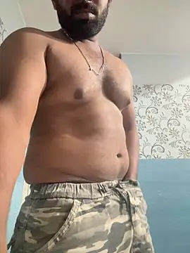 Handsomehunk 4U online show from December 2024 04:47:02 PM