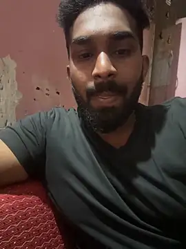 Handsomehunk 4U online show from December 2024 04:06:01 PM