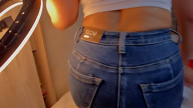 MirandaRoxx online show from May 2026 02:45:01 PM
