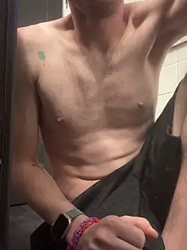 Snapshot of tleaper21101 chatting on September 2025 03:24:02 PM tleaper21101 online show from September 2025 03:24:02 PM