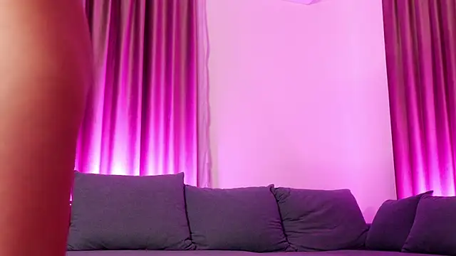 Snapshot of BaayBee__ chatting on November 2025 09:16:01 PM BaayBee online show from November 2025 09:16:01 PM