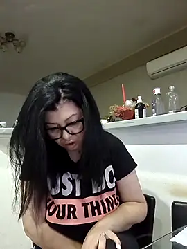 Milf Abigail online show from November 2025 01:59:02 AM