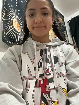 Snapshot of Alicia_ALICIA chatting on December 2024 05:17:01 AM Alicia ALICIA online show from December 2024 05:17:01 AM