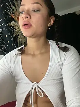 Snapshot of Alicia_ALICIA chatting on December 2024 04:31:02 AM Alicia ALICIA online show from December 2024 04:31:02 AM