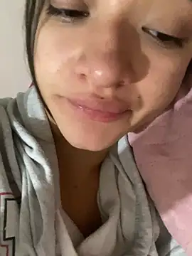 Snapshot of Alicia_ALICIA chatting on January 2025 01:21:01 PM Alicia ALICIA online show from January 2025 01:21:01 PM