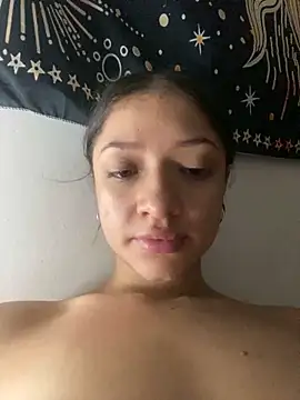 Snapshot of Alicia_ALICIA chatting on January 2025 04:22:01 PM Alicia ALICIA online show from January 2025 04:22:01 PM