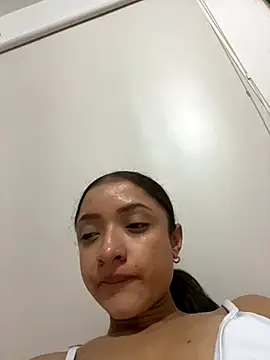 Snapshot of Alicia_ALICIA chatting on September 2025 01:18:01 AM Alicia ALICIA online show from September 2025 01:18:01 AM