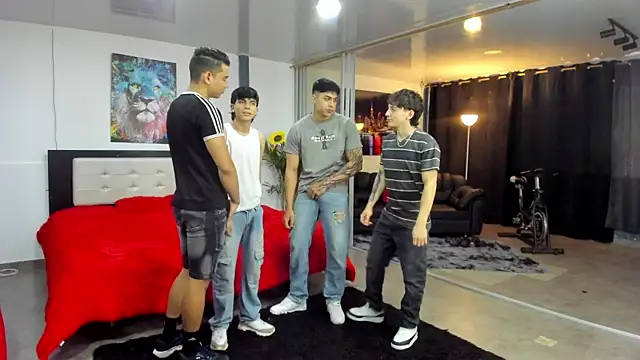 Snapshot of badguyss_bisex chatting on February 2026 11:31:02 AM badguyss bisex online show from February 2026 11:31:02 AM