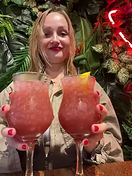 Snapshot of LadyTatiana_Madam chatting on December 2024 03:35:01 PM LadyTatiana Madam online show from December 2024 03:35:01 PM