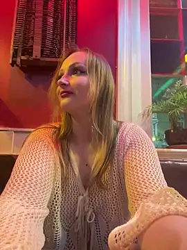 Snapshot of LadyTatiana_Madam chatting on March 2025 01:05:02 PM LadyTatiana Madam online show from March 2025 01:05:02 PM