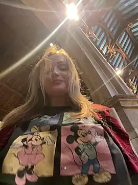 Snapshot of LadyTatiana_Madam chatting on March 2025 03:39:01 PM LadyTatiana Madam online show from March 2025 03:39:01 PM