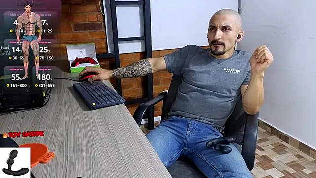 Marck Muscle online show from December 2025 02:27:01 AM