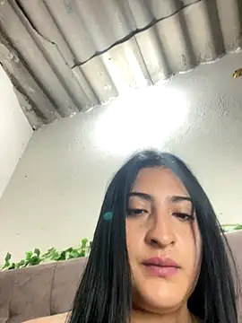 alondra darling online show from October 2025 05:19:02 PM