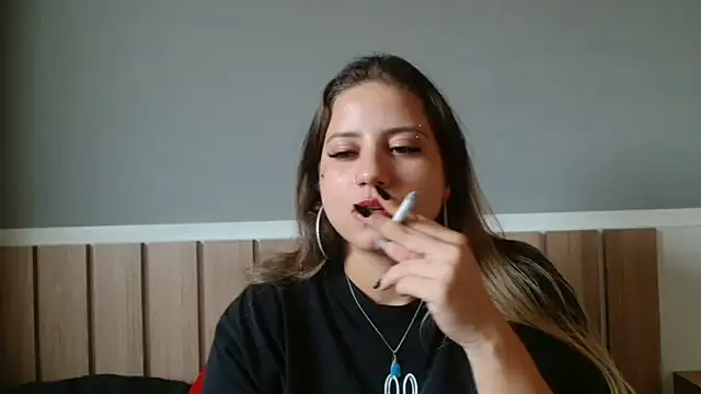 Snapshot of 520_Loirex_741 chatting on December 2024 10:06:02 AM 520 Loirex 741 online show from December 2024 10:06:02 AM