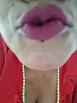 gatadeojosclaros online show from March 2026 02:15:02 AM