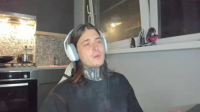  torfin  online show from March 2025 10:04:02 PM