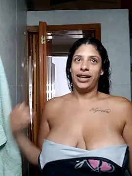 Snapshot of Shura_xxxBig chatting on February 2026 02:28:02 AM Shura xxxBig online show from February 2026 02:28:02 AM